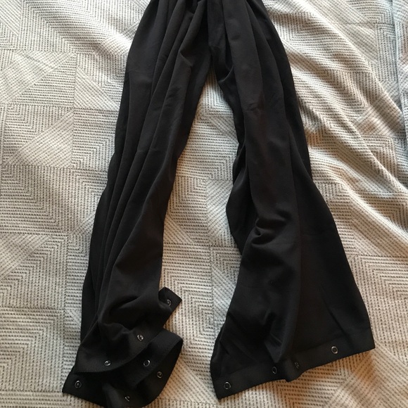 Lululemon Vinyasa Scarf - Picture 4 of 5